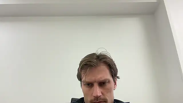 Snapshot of fmodel chatting on 02-24-26, 08:37 fmodel online show from 02-24-26, 08:37