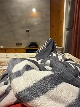 arju9699 online show from 09-15-25, 08:09