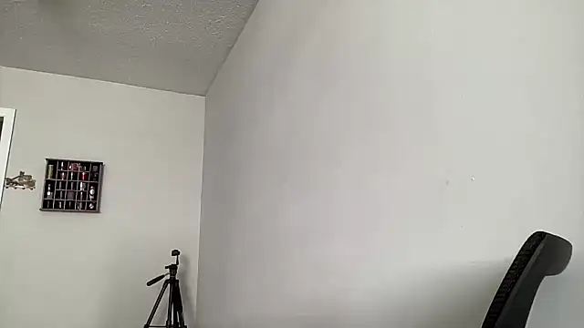 Creamesensation online show from 12-15-25, 06:36