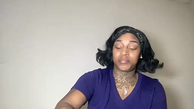 Creamesensation online show from 04-18-26, 06:38