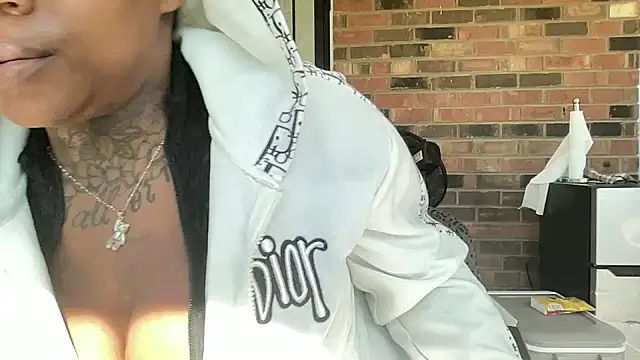 Creamesensation online show from 10-30-25, 04:59