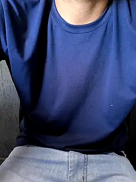 Leo Big online show from 03-24-26, 01:00