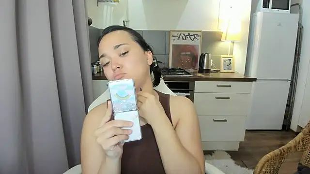 Tiffany Flynn online show from 01-16-25, 02:41