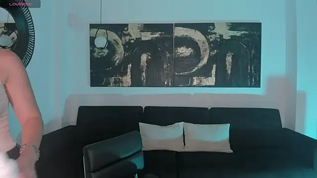 MorganHicks online show from 03-09-26, 07:17