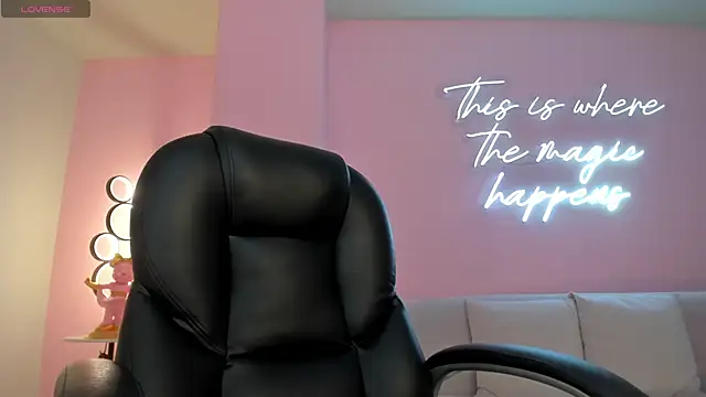 MorganHicks online show from 03-22-25, 07:20