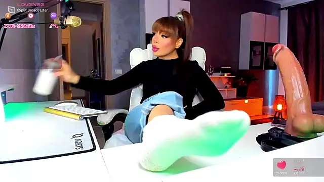 Miss kay1111 online show from 04-25-26, 03:31