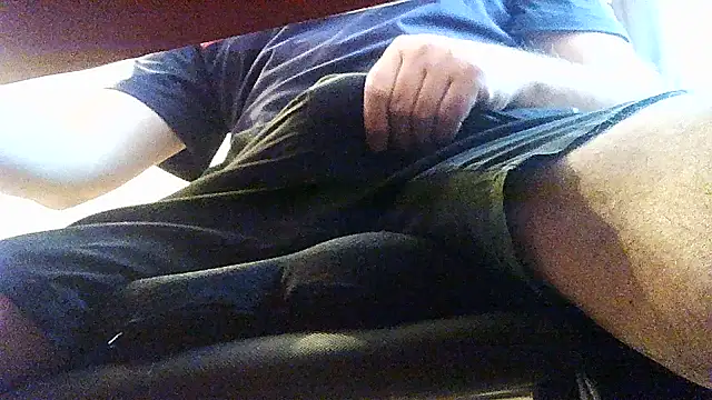 Snapshot of opreatiby chatting on 10-13-25, 11:34 opreatiby online show from 10-13-25, 11:34