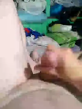 Alvaro2017 online show from 01-22-25, 04:33