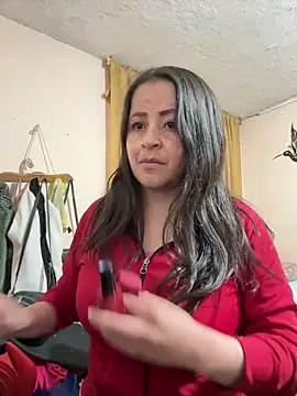 latinfemale online show from 11-30-25, 12:11