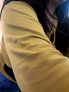 latinfemale online show from 10-21-25, 06:51