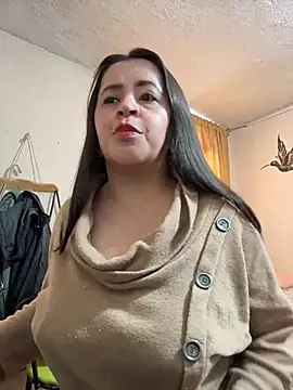 latinfemale online show from 06-22-26, 08:39