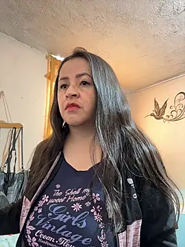 latinfemale online show from 02-05-26, 08:15