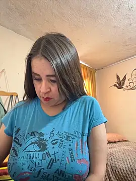 latinfemale online show from 05-22-26, 08:29