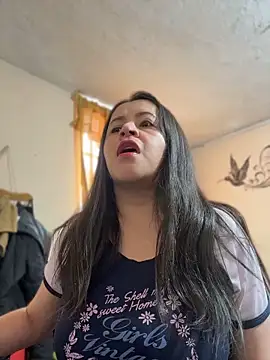 latinfemale online show from 04-07-26, 09:05