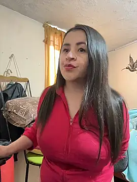 latinfemale online show from 05-04-26, 09:50