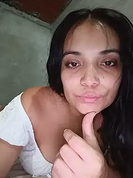 Snapshot of _Estrellita_ chatting on 07-04-26, 10:58 Estrellita online show from 07-04-26, 10:58