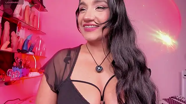 christymilkk online show from 10-06-25, 02:13