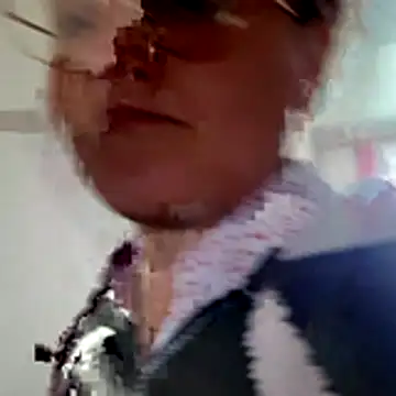 Snapshot of IamYourNarcotic chatting on 10-22-25, 11:20 IamYourNarcotic online show from 10-22-25, 11:20