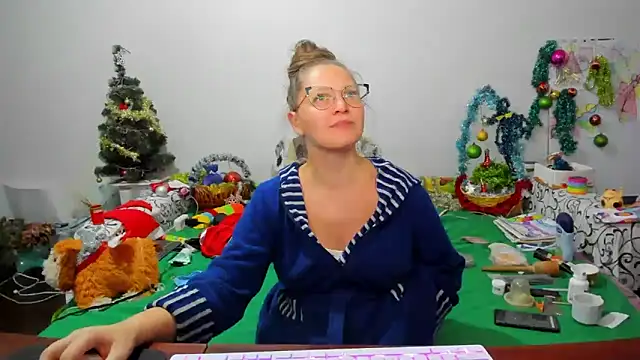 Snapshot of IamYourNarcotic chatting on 01-18-25, 03:59 IamYourNarcotic online show from 01-18-25, 03:59