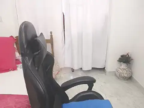 yeslluisa online show from 03-30-26, 07:26