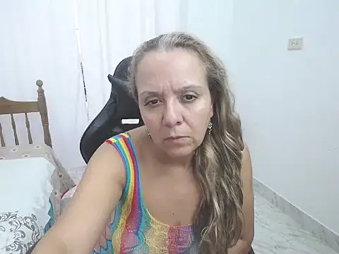 yeslluisa online show from 04-21-26, 08:37