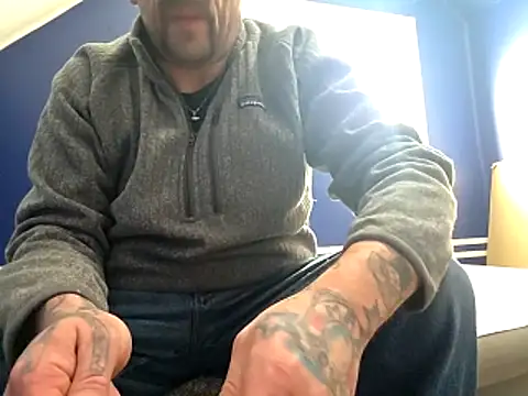 canadacockinme online show from 11-17-25, 07:18