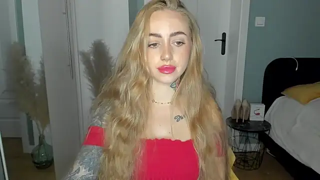 sexyCoralie online show from 04-17-26, 06:38