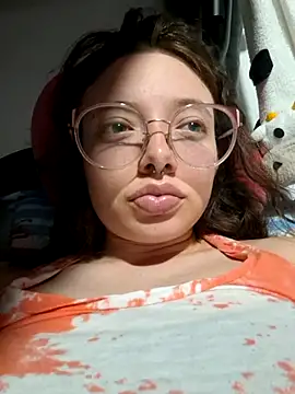 linda-schmidt online show from 11-18-25, 01:43