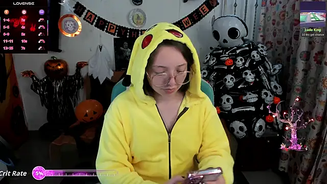 linda-schmidt online show from 10-08-25, 03:08