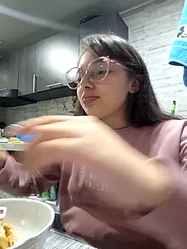 linda-schmidt online show from 10-02-25, 02:26