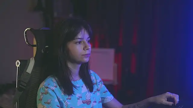 Snapshot of alyssa_sweet chatting on 11-07-25, 05:45 alyssa sweet online show from 11-07-25, 05:45