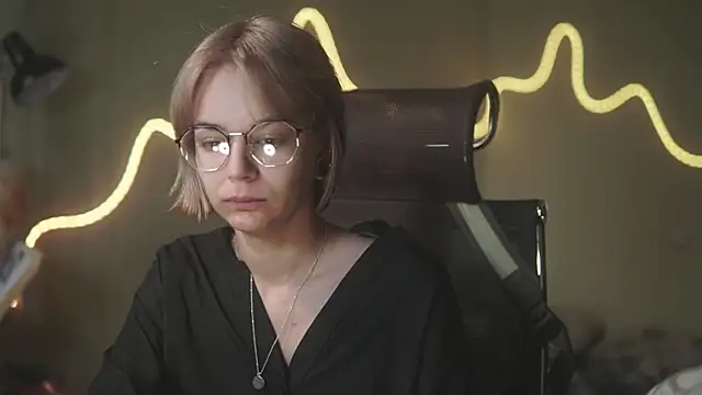 alyssa sweet online show from 05-05-26, 05:21