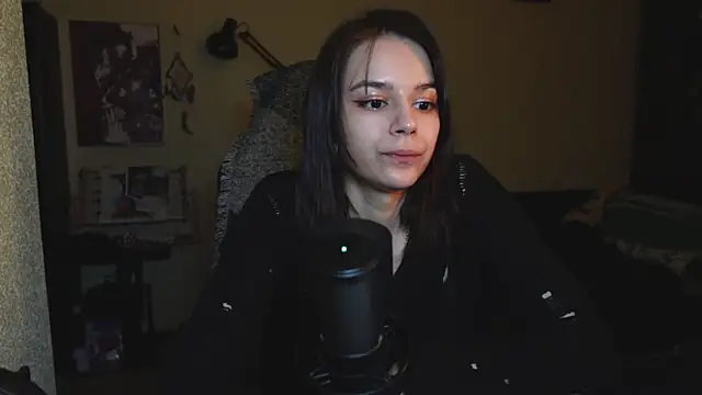 Snapshot of alyssa_sweet chatting on 03-14-25, 08:10 alyssa sweet online show from 03-14-25, 08:10