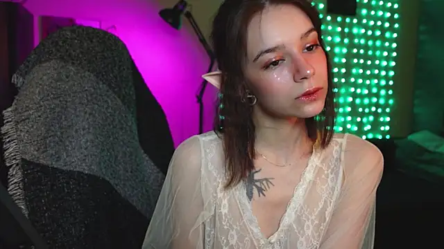 Snapshot of alyssa_sweet chatting on 03-18-25, 02:18 alyssa sweet online show from 03-18-25, 02:18