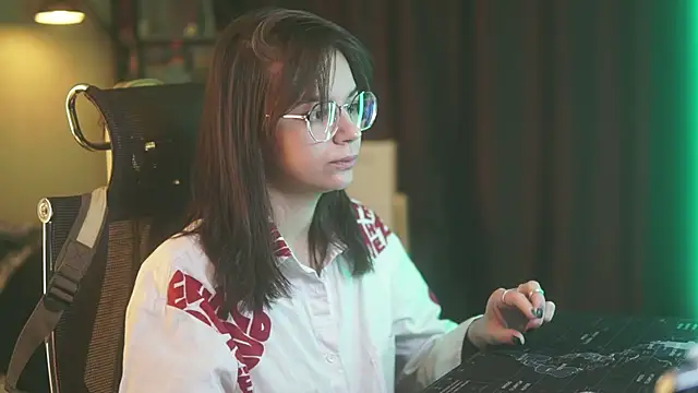 alyssa sweet online show from 11-25-25, 05:19