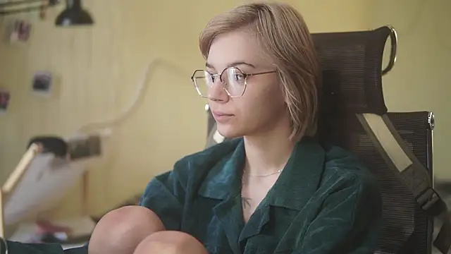 alyssa sweet online show from 05-19-26, 05:25