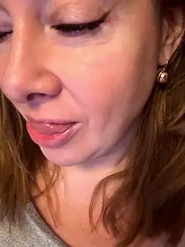 Alice Sweetyyy online show from 01-09-26, 08:54