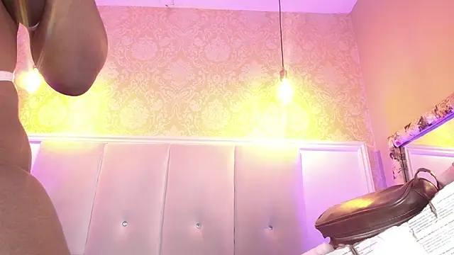 KayaBrown online show from 04-13-26, 06:34