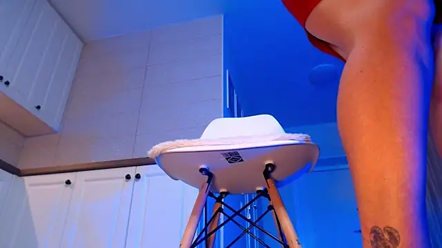 HotTiffani online show from 09-25-25, 04:40