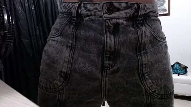 venuz mendoza20 online show from 02-18-26, 01:40