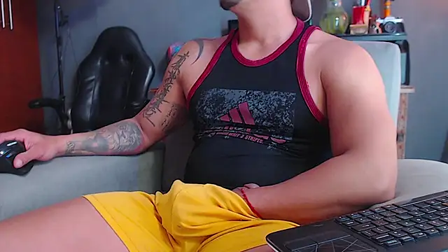 geirge teacherxx online show from 11-25-25, 09:04