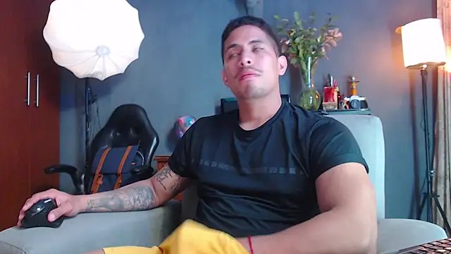 geirge teacherxx online show from 11-11-25, 11:09