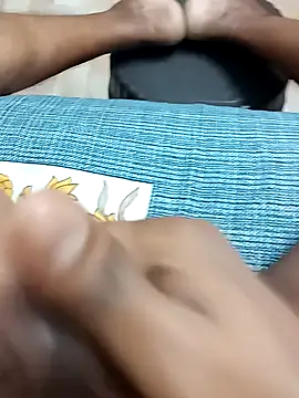 Snapshot of Indianshine chatting on 11-18-25, 07:33 Indianshine online show from 11-18-25, 07:33