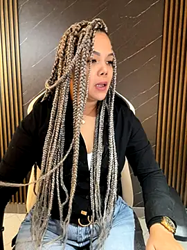 Snapshot of KellyBrooklyn_ chatting on 10-18-25, 12:51 KellyBrooklyn online show from 10-18-25, 12:51