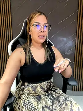 Snapshot of KellyBrooklyn_ chatting on 09-12-25, 09:47 KellyBrooklyn online show from 09-12-25, 09:47