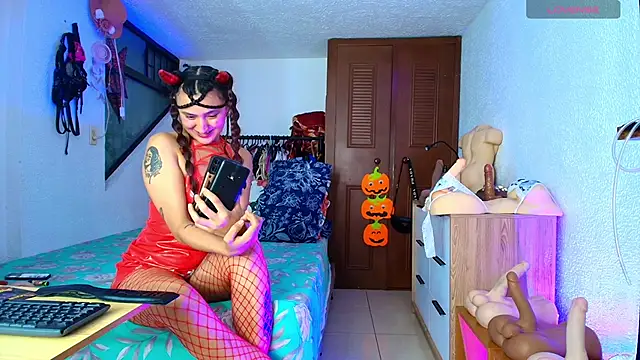 deepthroatlatina online show from 10-08-25, 03:08