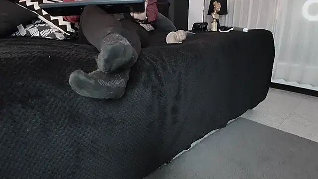  Jade 16 online show from 11-20-25, 11:44