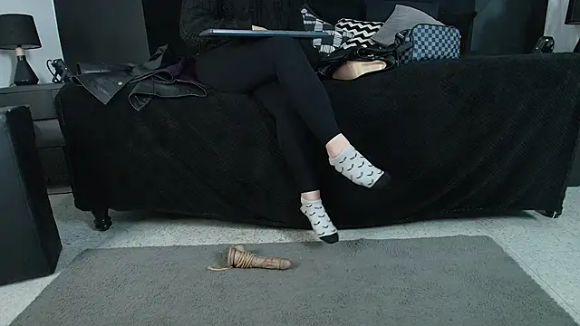  Jade 16 online show from 10-01-25, 11:47