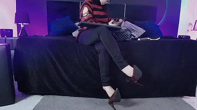 Snapshot of _Jade_16 chatting on 02-28-26, 11:54 Jade 16 online show from 02-28-26, 11:54