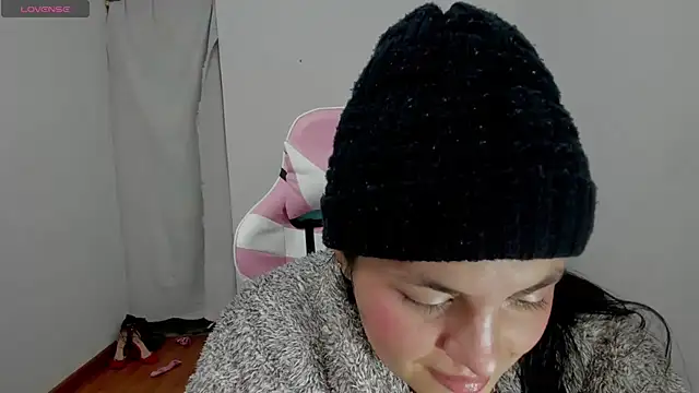 Anal Milky Momma online show from 03-13-25, 10:21